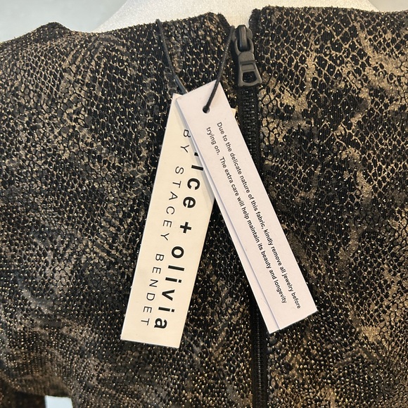 New Alice and Olivia dress - Picture 7 of 11